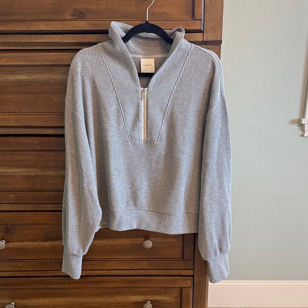 Varley Light Gray Ribbed Turtleneck Sweater